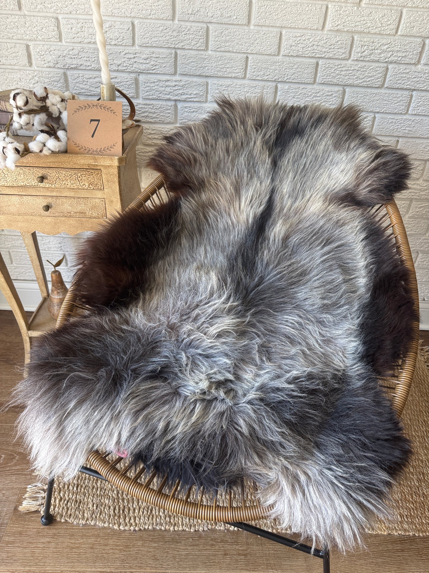 Follkee Rustic Icelandic Sheepskin Rug Throw Fur Rug Sheepskin Rug throw, natural sheepskin, real sheepskin rug, chair throw, all natural MEL42
