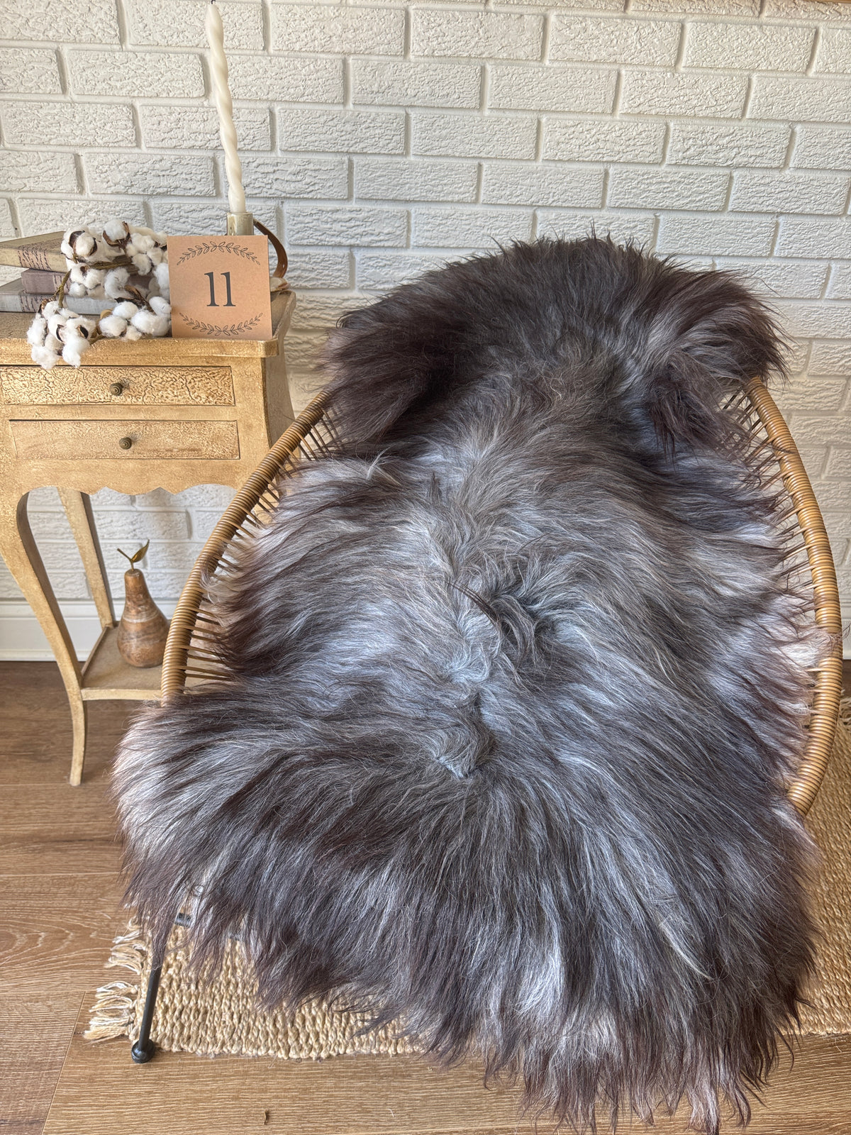 Follkee Rustic Icelandic Sheepskin Rug Throw Fur Rug Sheepskin Rug throw, natural sheepskin, real sheepskin rug, chair throw, all natural MEL42