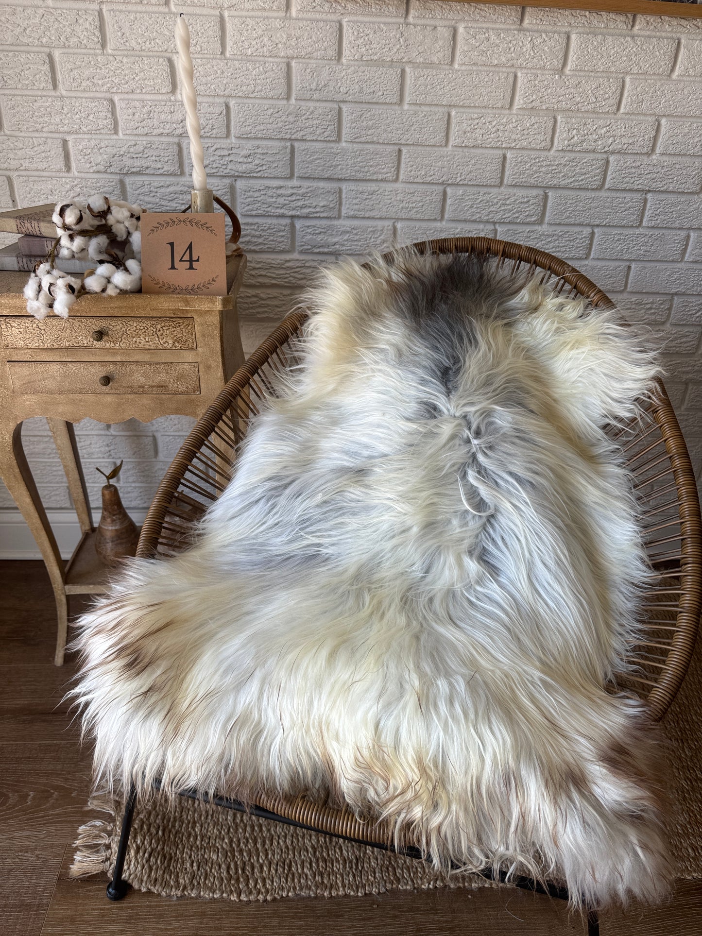Follkee Rustic Icelandic Sheepskin Rug Throw Fur Rug Sheepskin Rug throw, natural sheepskin, real sheepskin rug, chair throw, all natural MEL42