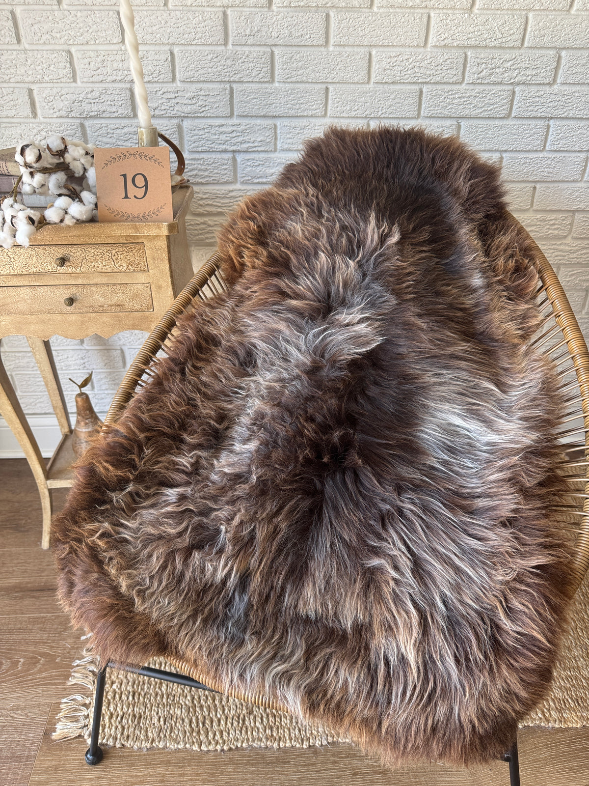 Follkee Rustic Icelandic Sheepskin Rug Throw Fur Rug Sheepskin Rug throw, natural sheepskin, real sheepskin rug, chair throw, all natural MEL42