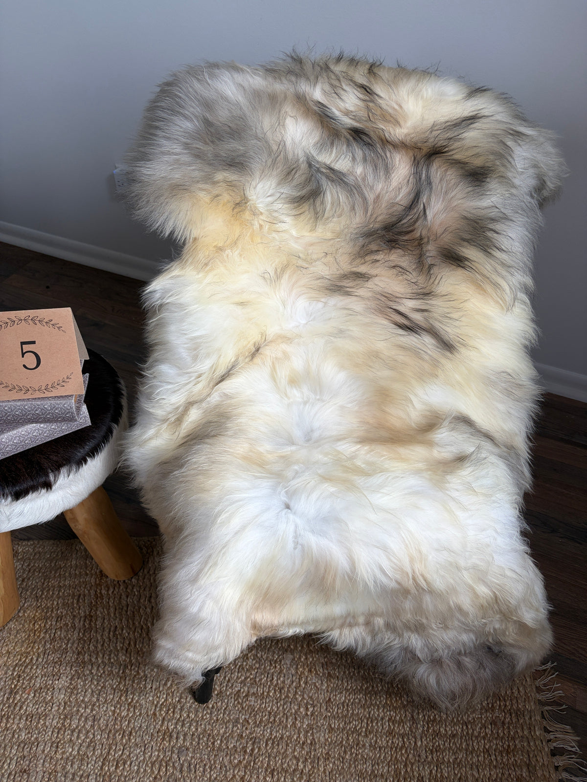 Natural Melerade Sheepskin Rug – Premium Genuine Sheepskin, Ultra Soft Wool Throw, Scandinavian Home Decor MEL44