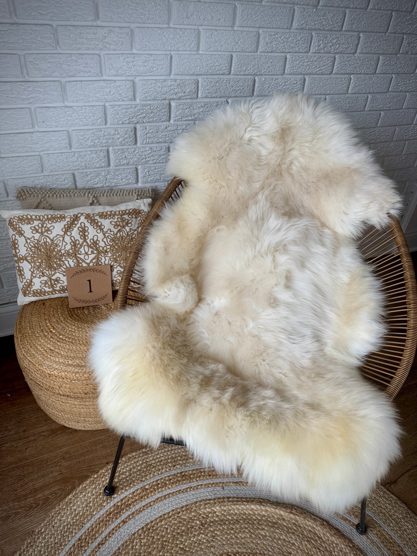 Barts Special 1 Sheepskin Rug Tones of White and Ivory White