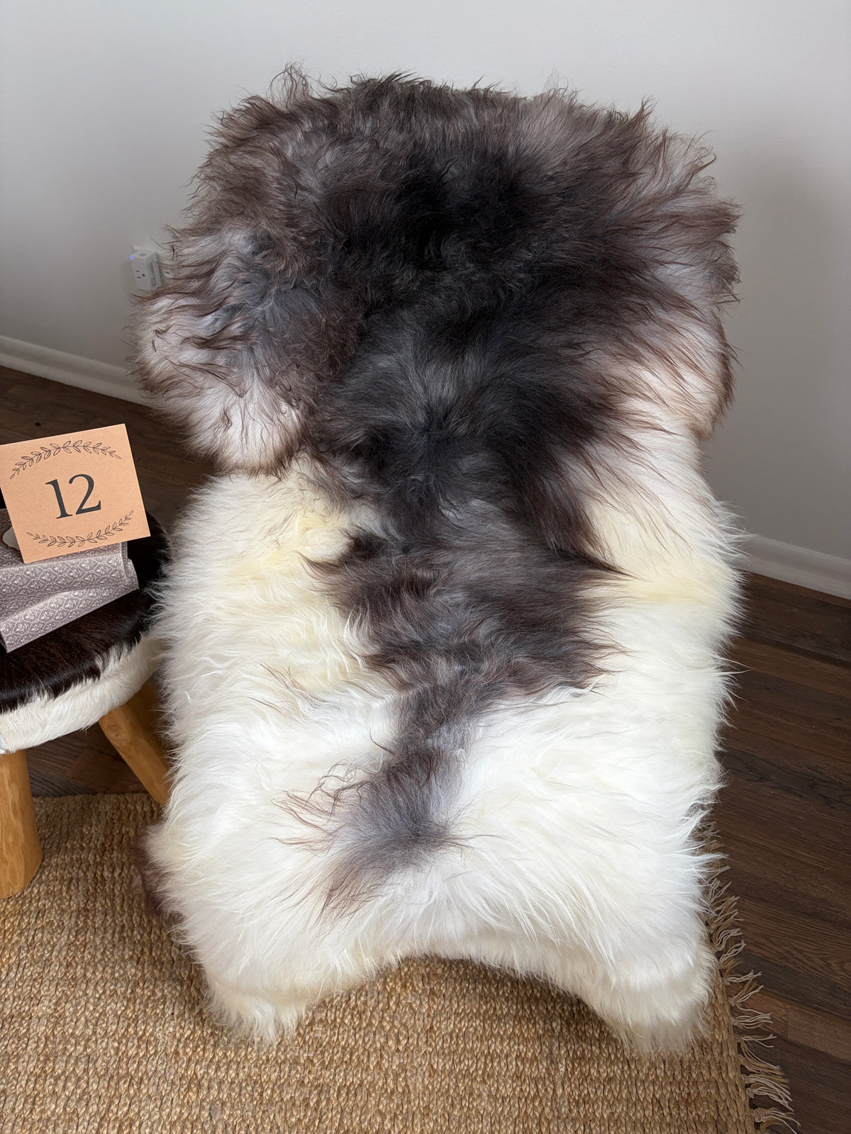 Natural Melerade Sheepskin Rug – Premium Genuine Sheepskin, Ultra Soft Wool Throw, Scandinavian Home Decor MEL44