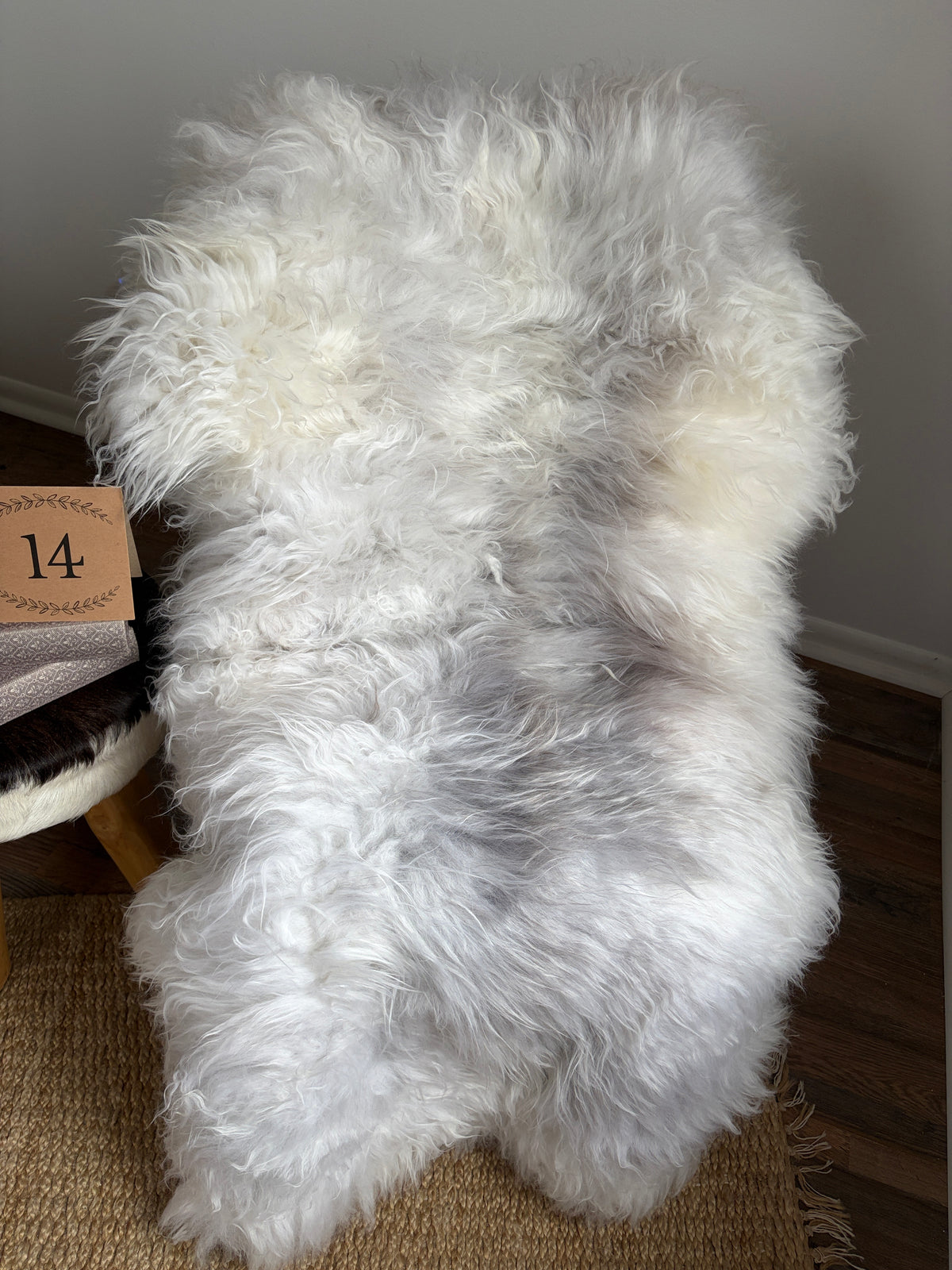 Natural Melerade Sheepskin Rug – Premium Genuine Sheepskin, Ultra Soft Wool Throw, Scandinavian Home Decor MEL44