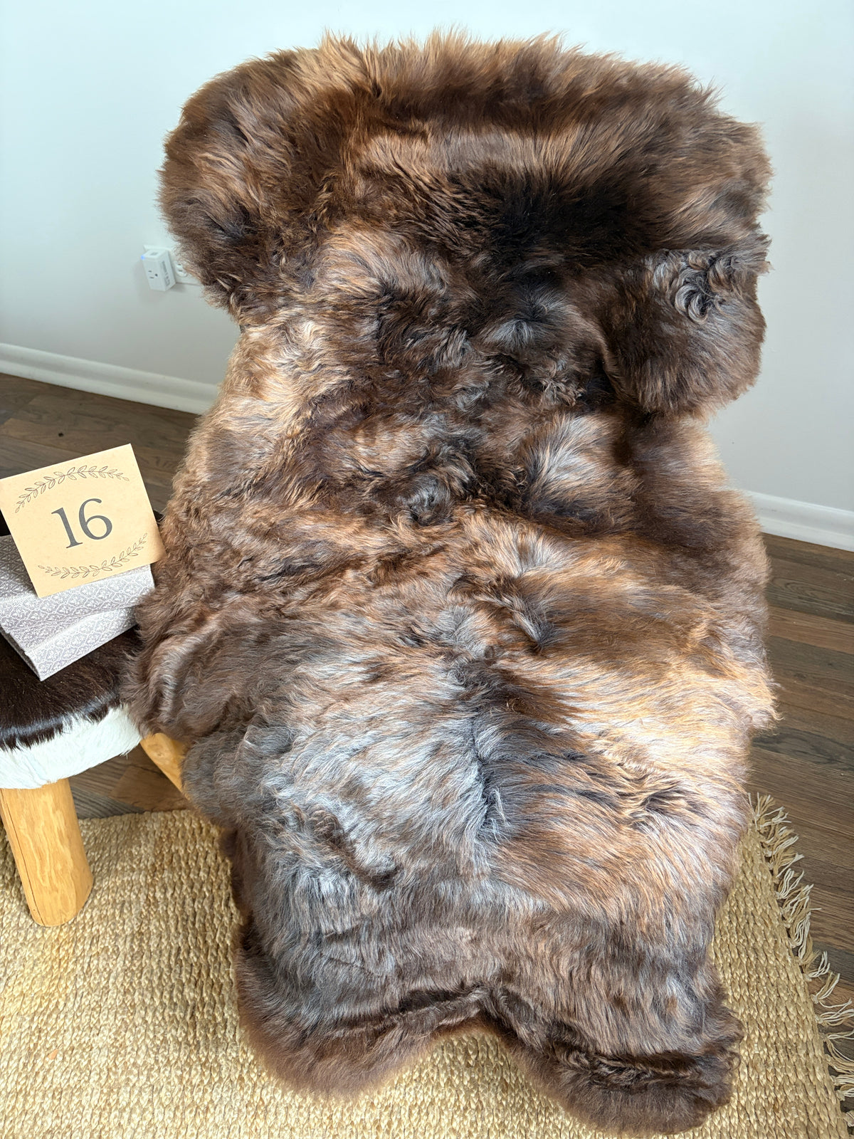 Natural Melerade Sheepskin Rug – Premium Genuine Sheepskin, Ultra Soft Wool Throw, Scandinavian Home Decor MEL44