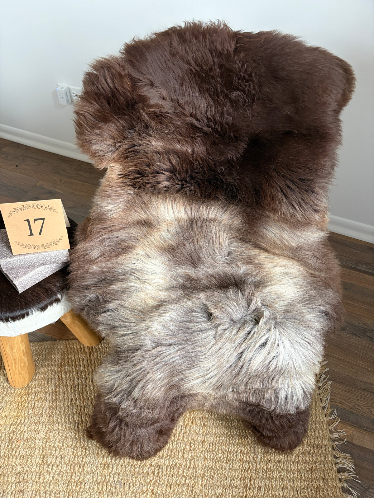 Natural Melerade Sheepskin Rug – Premium Genuine Sheepskin, Ultra Soft Wool Throw, Scandinavian Home Decor MEL44