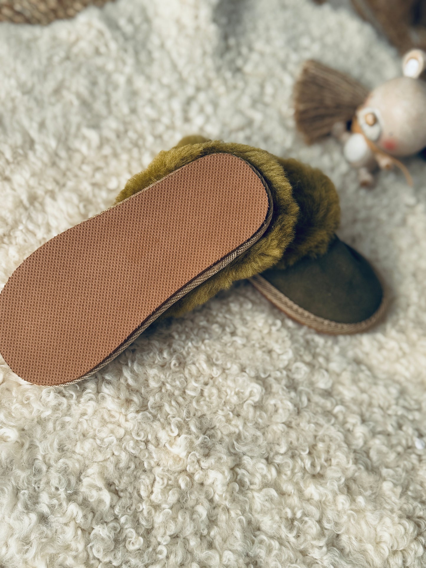 Follkee Kids Slip-on BAMBI 2 Sheep Skin Merino Wool Slippers House Shoes Beige Slippers Leather