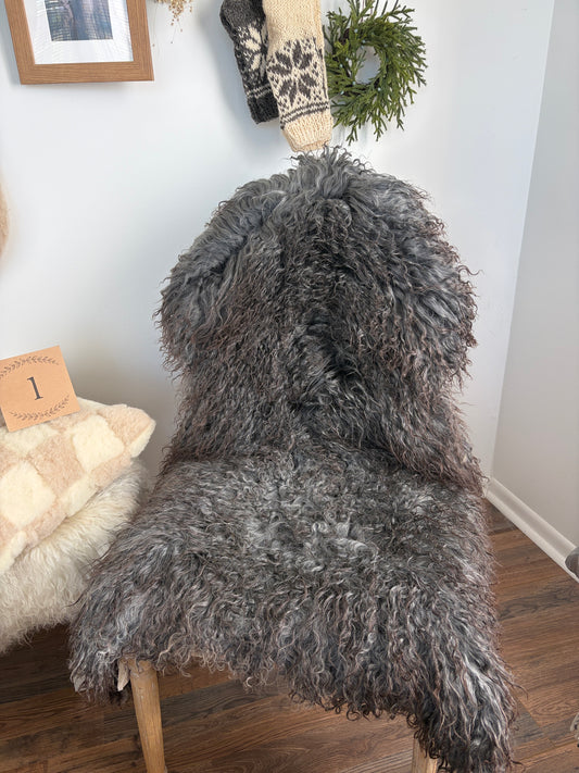 Gotland Sheepskin Rug – Natural Grey Curly Wool