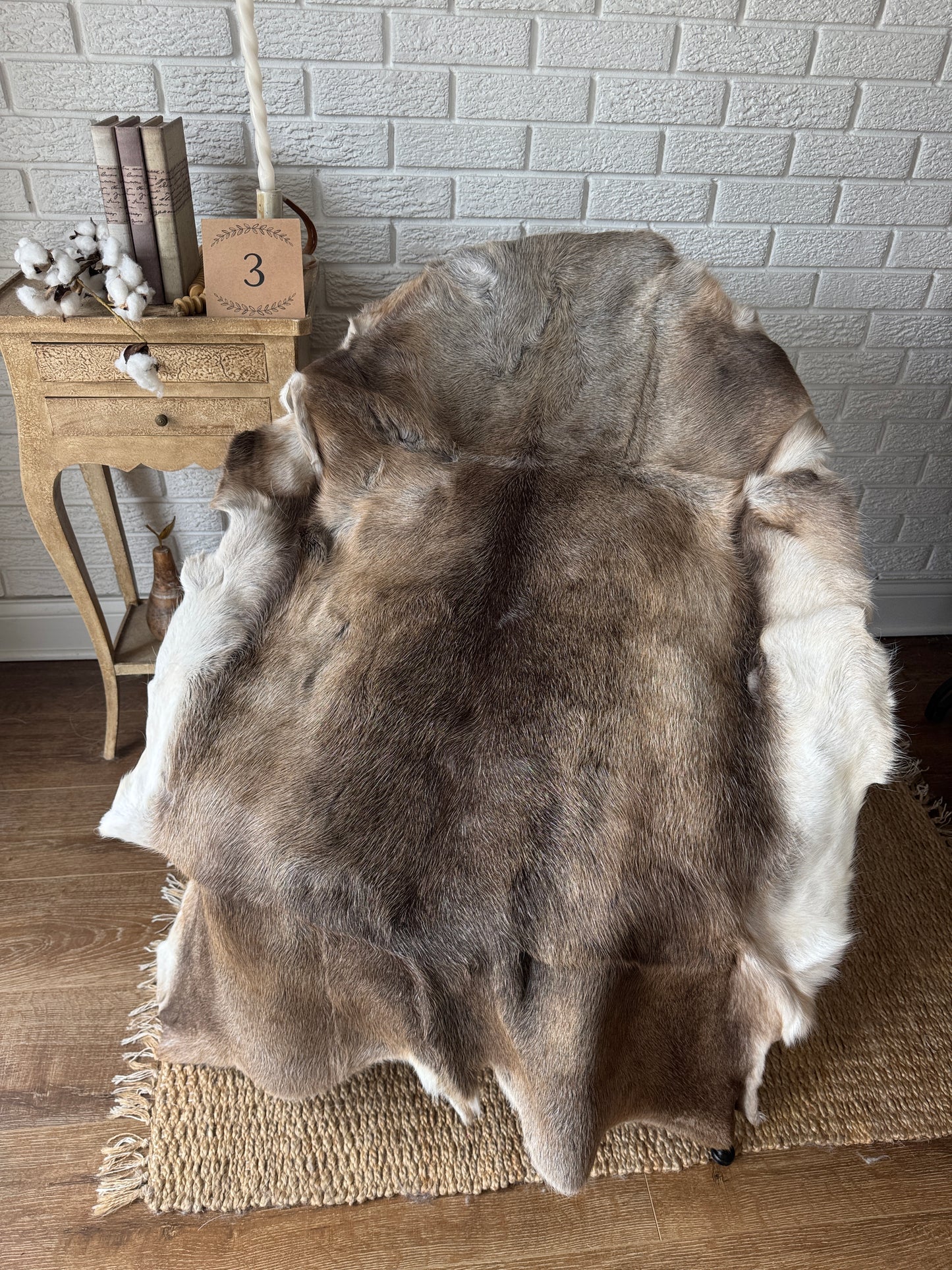 Authentic Reindeer Hide – Luxuriously Large with Natural Dark Markings | Natural Rug REN
