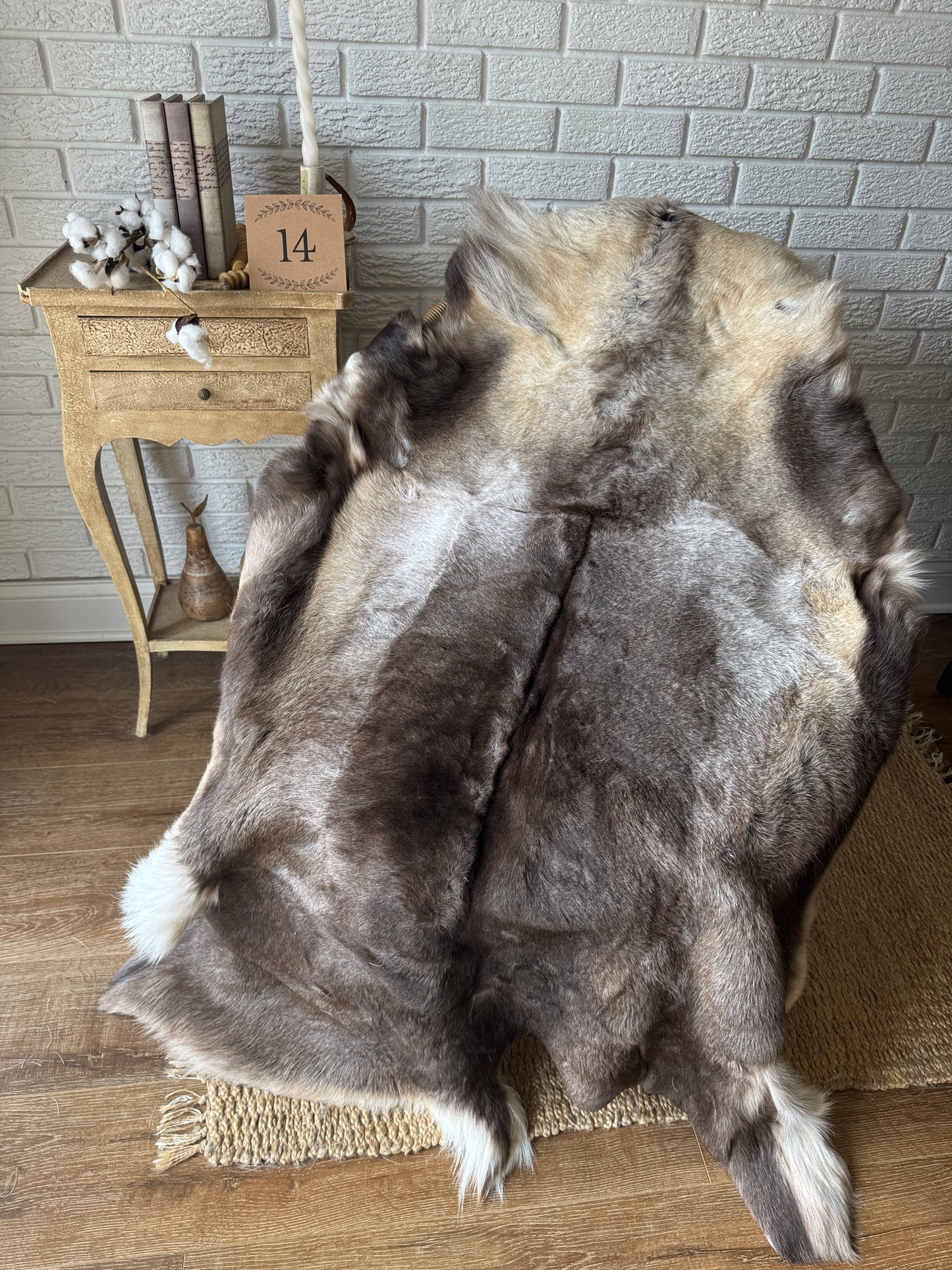 Authentic Reindeer Hide – Luxuriously Large with Natural Dark Markings | Natural Rug REN