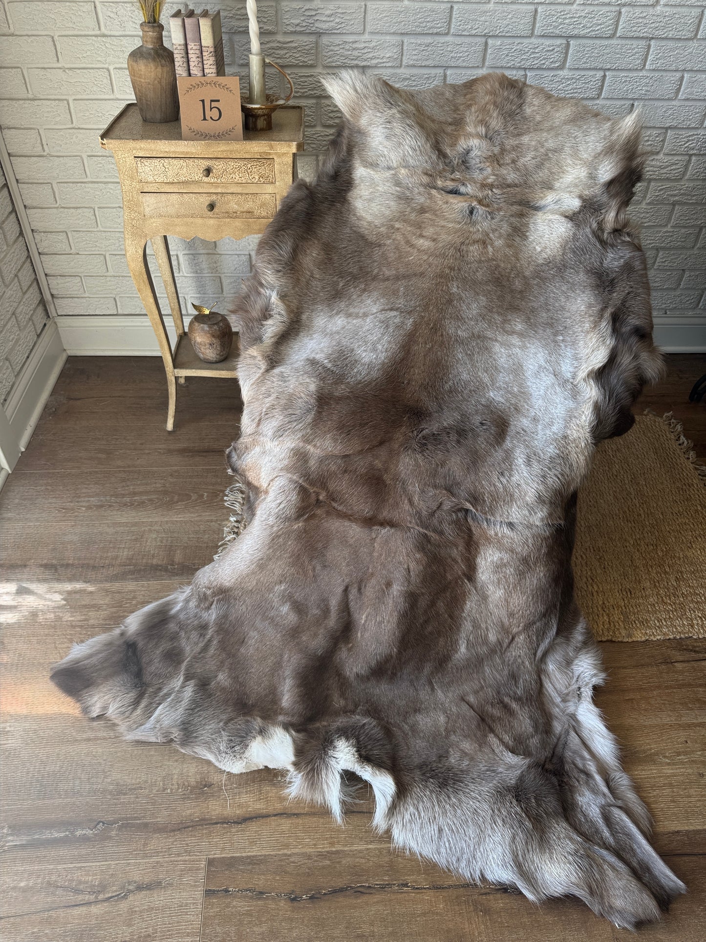 Authentic Reindeer Hide – Luxuriously Large with Natural Dark Markings | Natural Rug REN