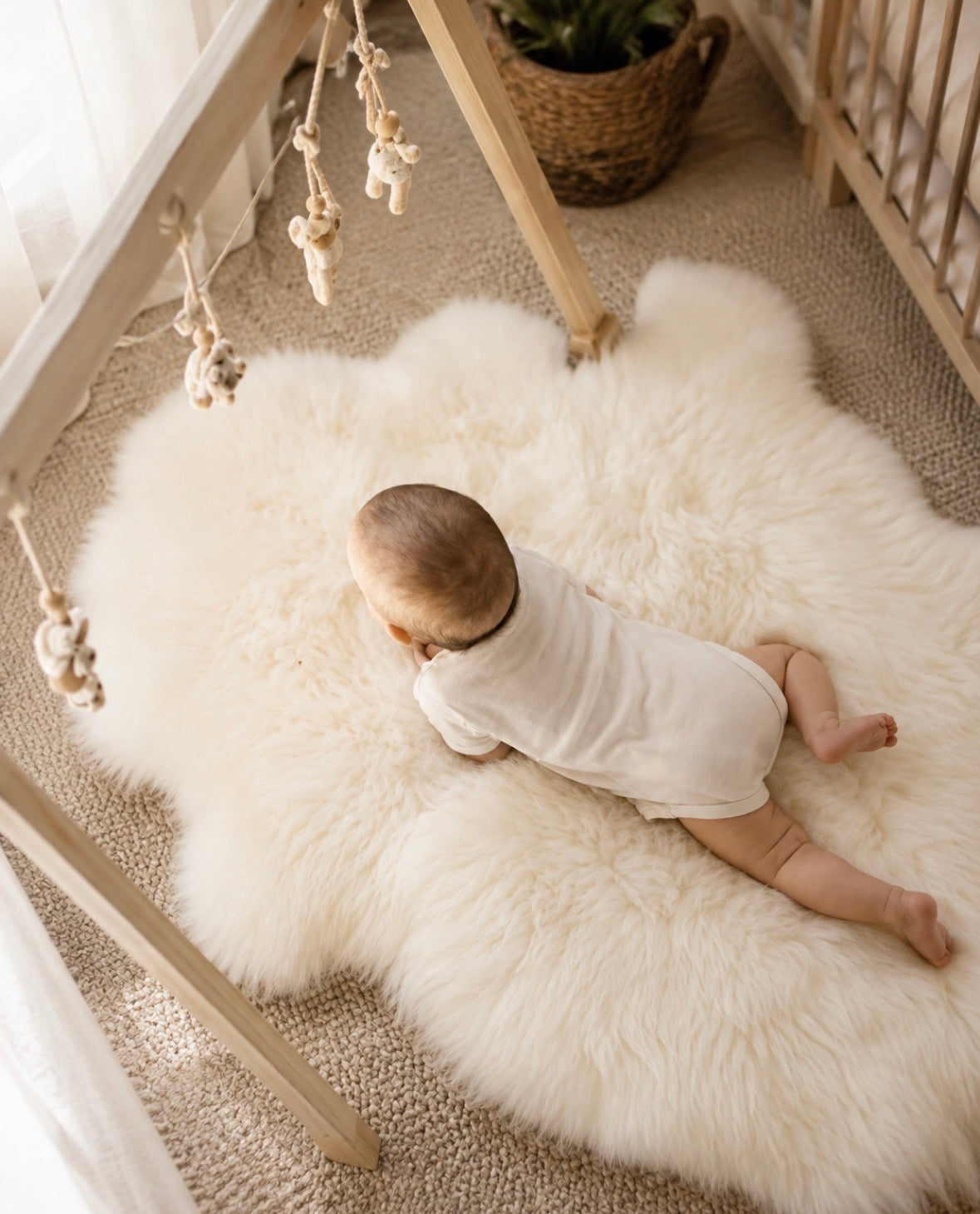 Organic Lambskin Baby Rug — Soothing Comfort for Better Sleep