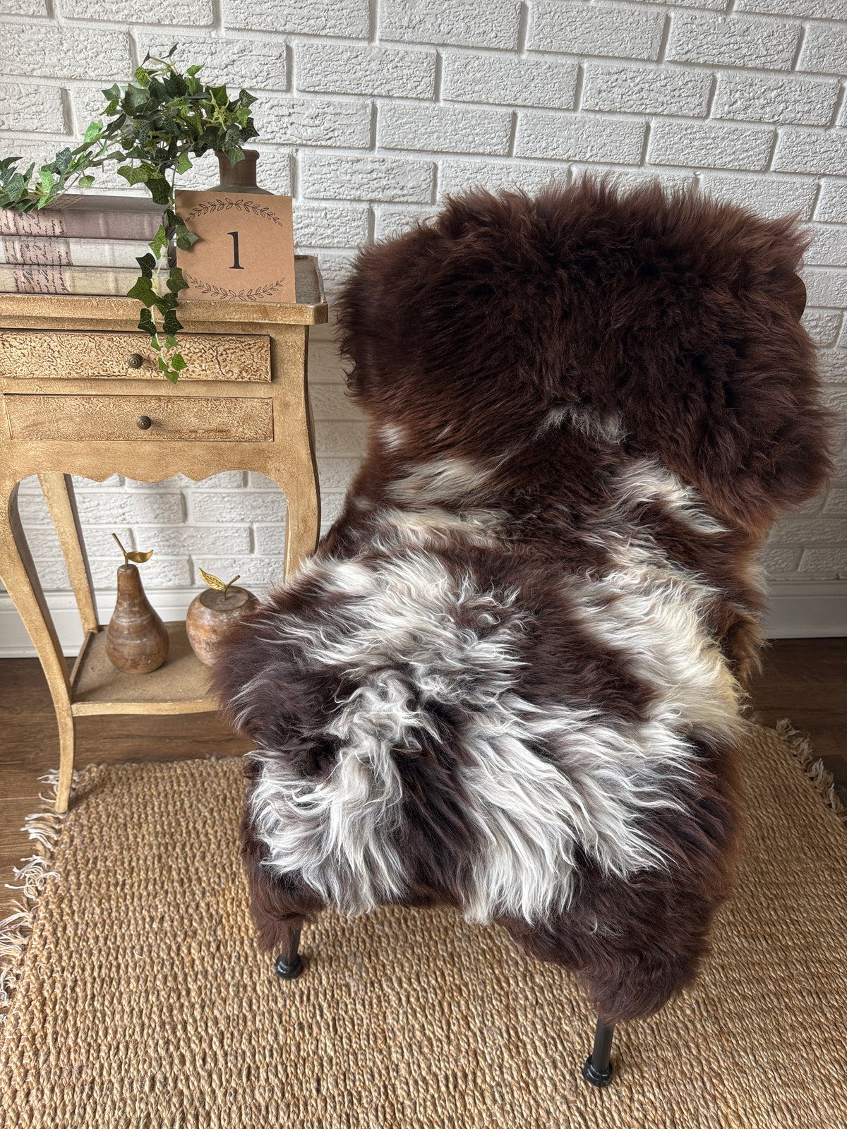 Follkee Jakob Sheepskin • Natural Patterned Wool Pelt • Hand‑Selected Ultra Soft Short & Long Wool