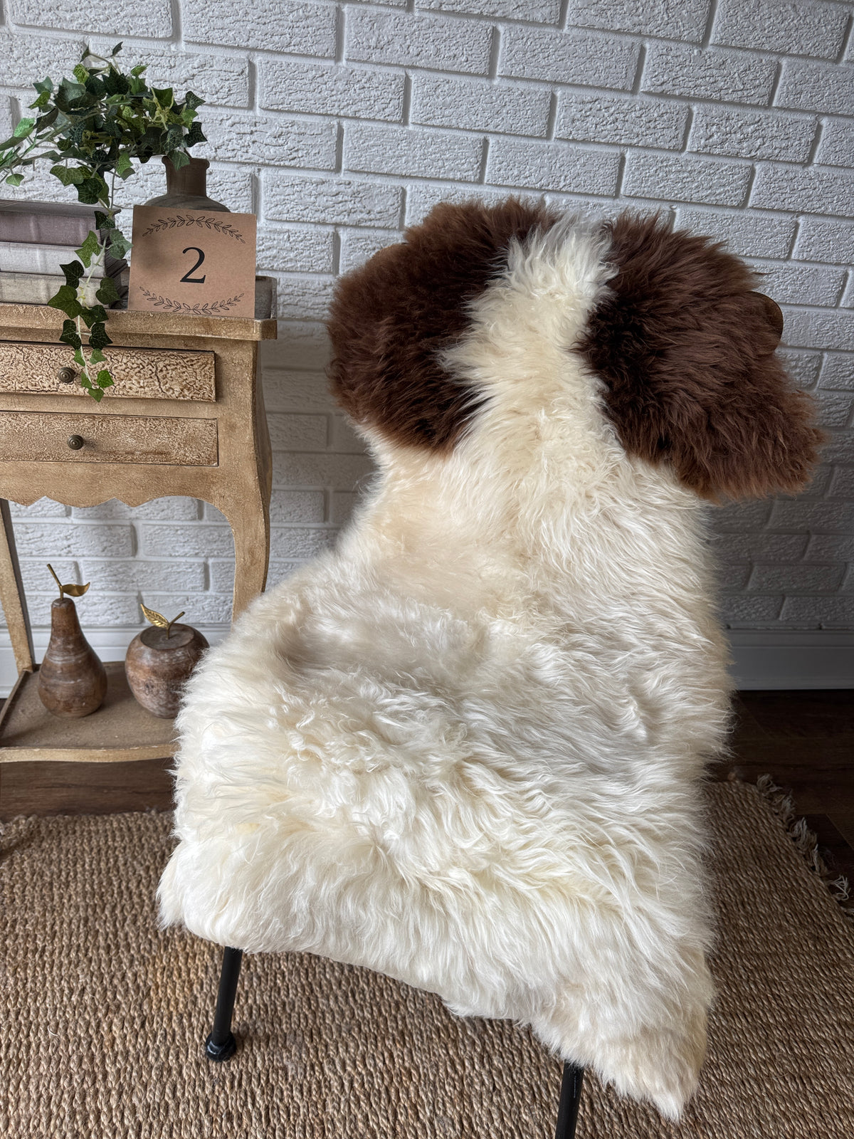 Follkee Jakob Sheepskin • Natural Patterned Wool Pelt • Hand‑Selected Ultra Soft Short & Long Wool