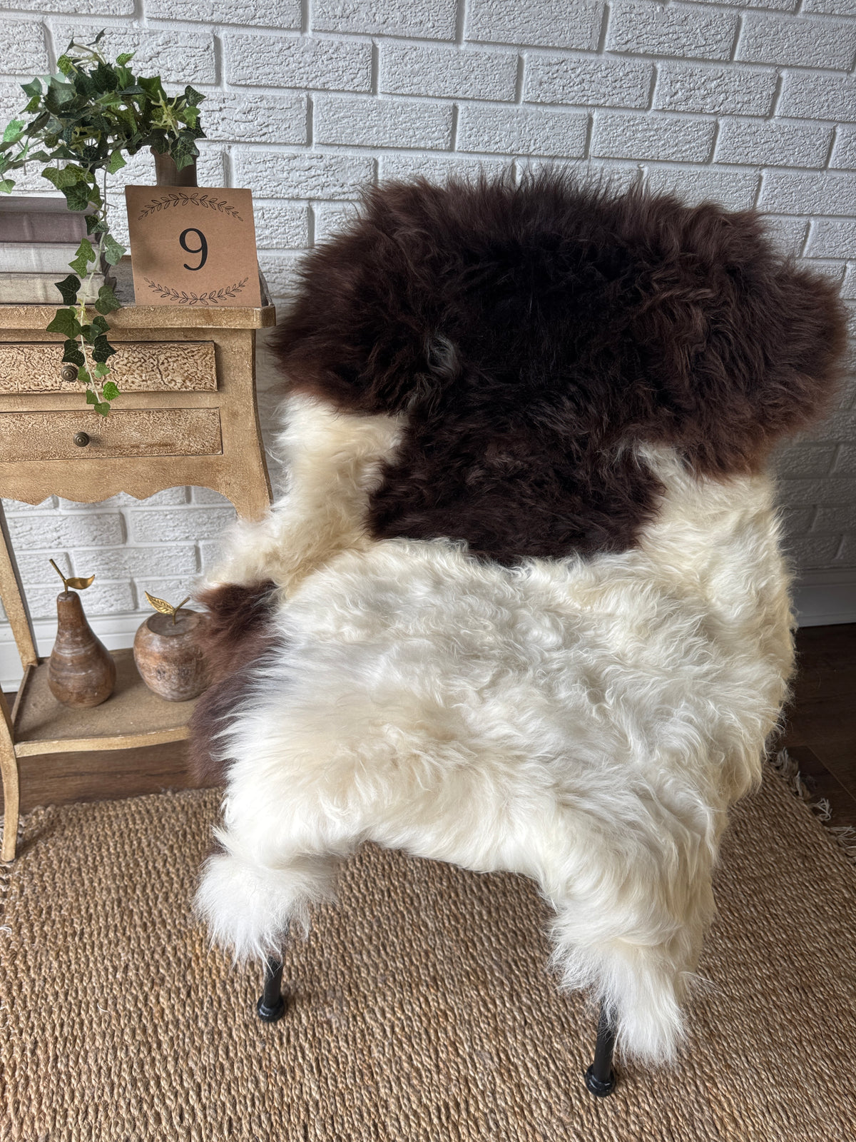 Follkee Jakob Sheepskin • Natural Patterned Wool Pelt • Hand‑Selected Ultra Soft Short & Long Wool