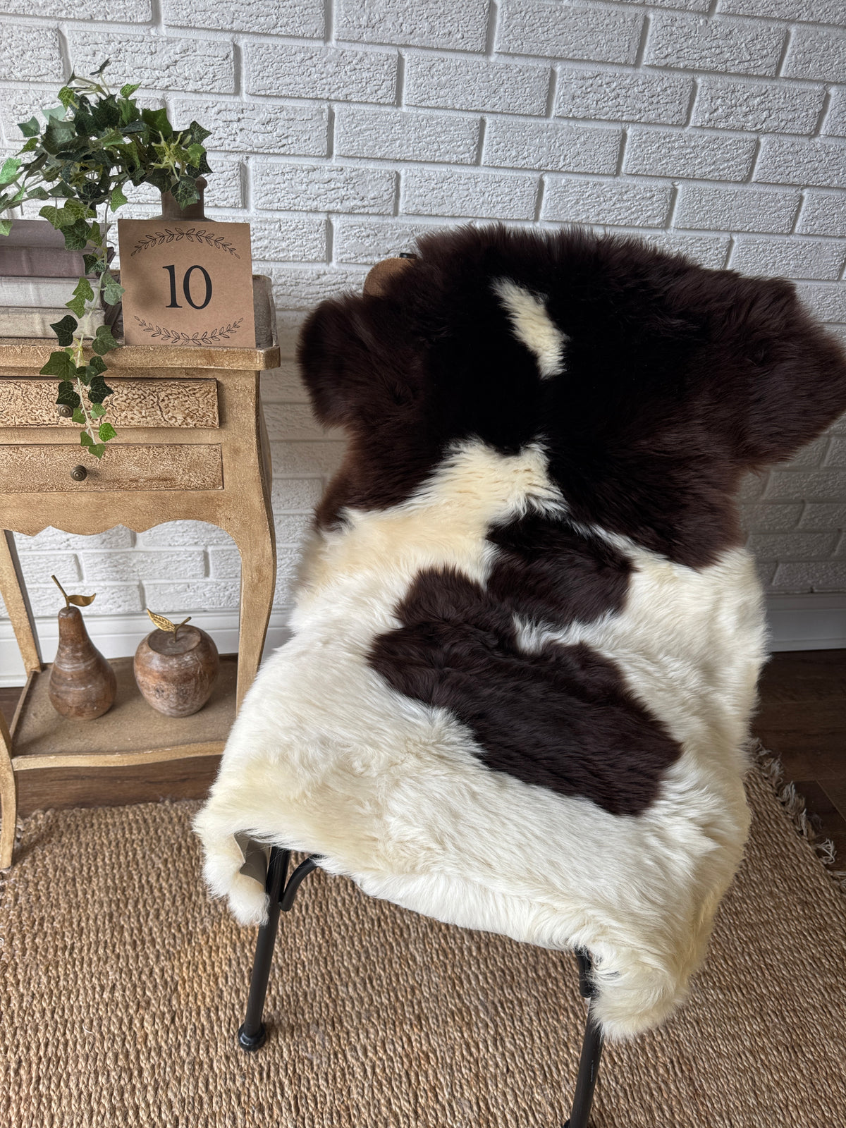 Follkee Jakob Sheepskin • Natural Patterned Wool Pelt • Hand‑Selected Ultra Soft Short & Long Wool