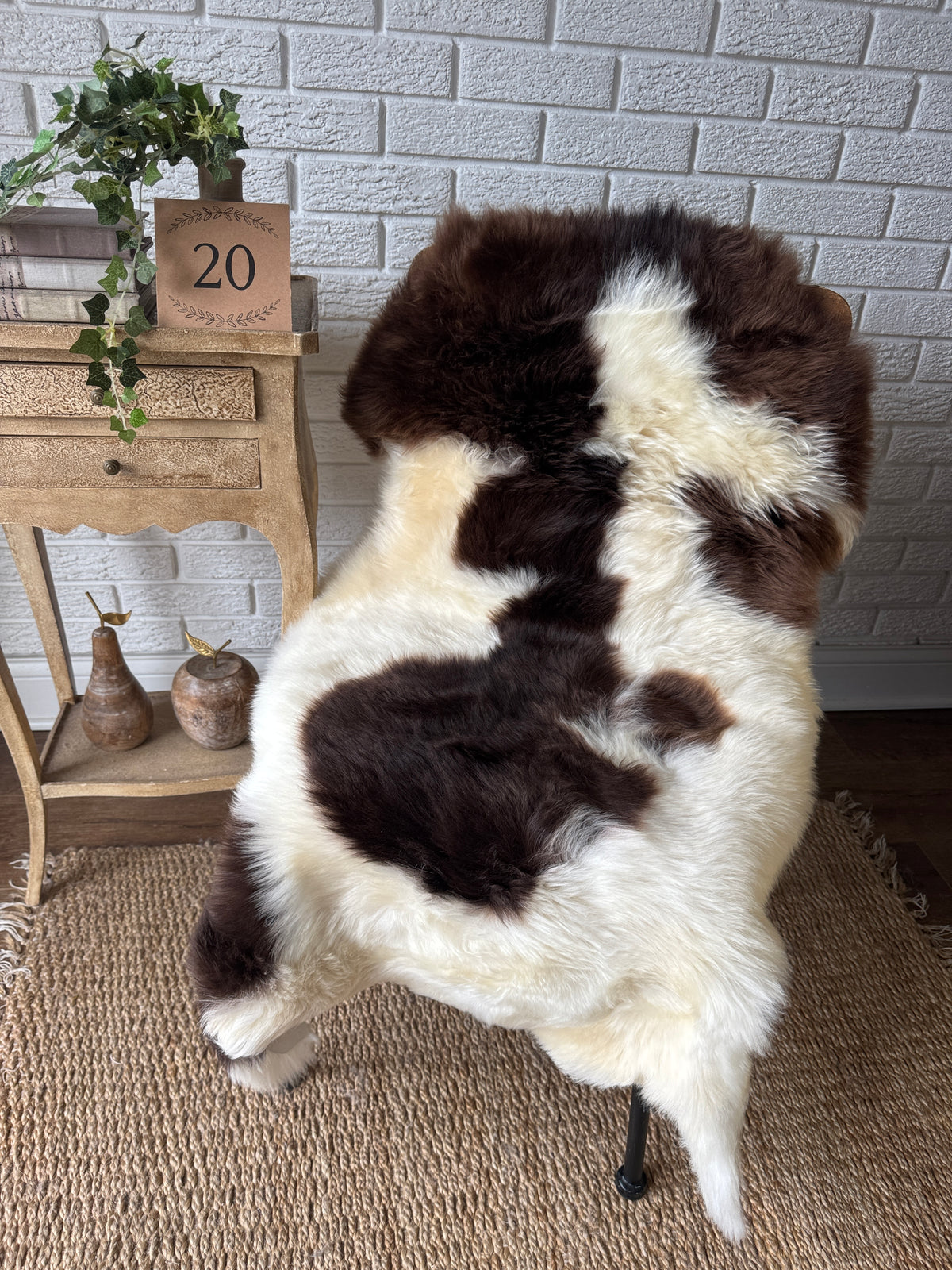 Follkee Jakob Sheepskin • Natural Patterned Wool Pelt • Hand‑Selected Ultra Soft Short & Long Wool