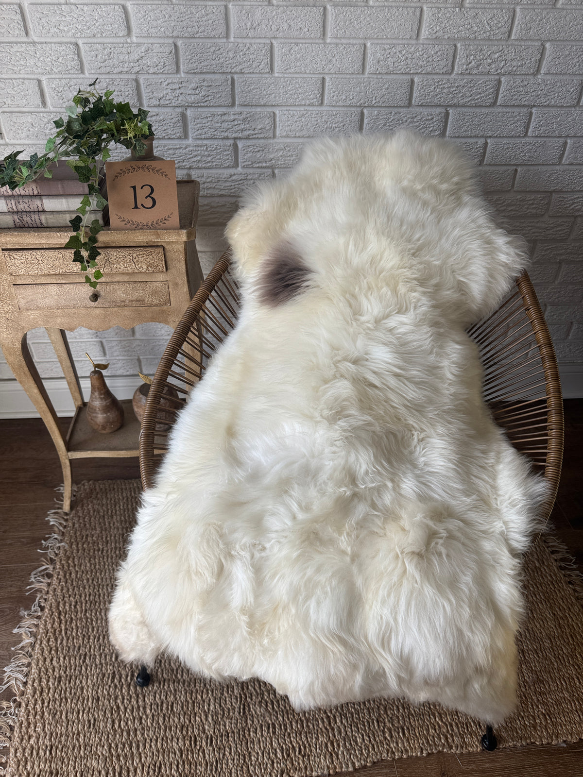 Follkee Brown Sheepskin • Cappuccino Latte Espresso Shades • Ultra Soft Natural Wool Pelt