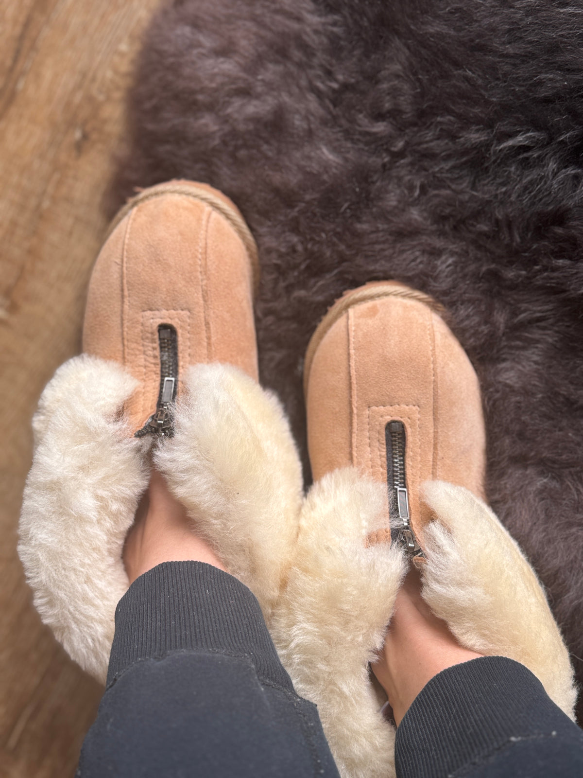 FOLLKEE Organic Wool Slippers • Women’s Handmade Sheepskin House Shoes • Sale