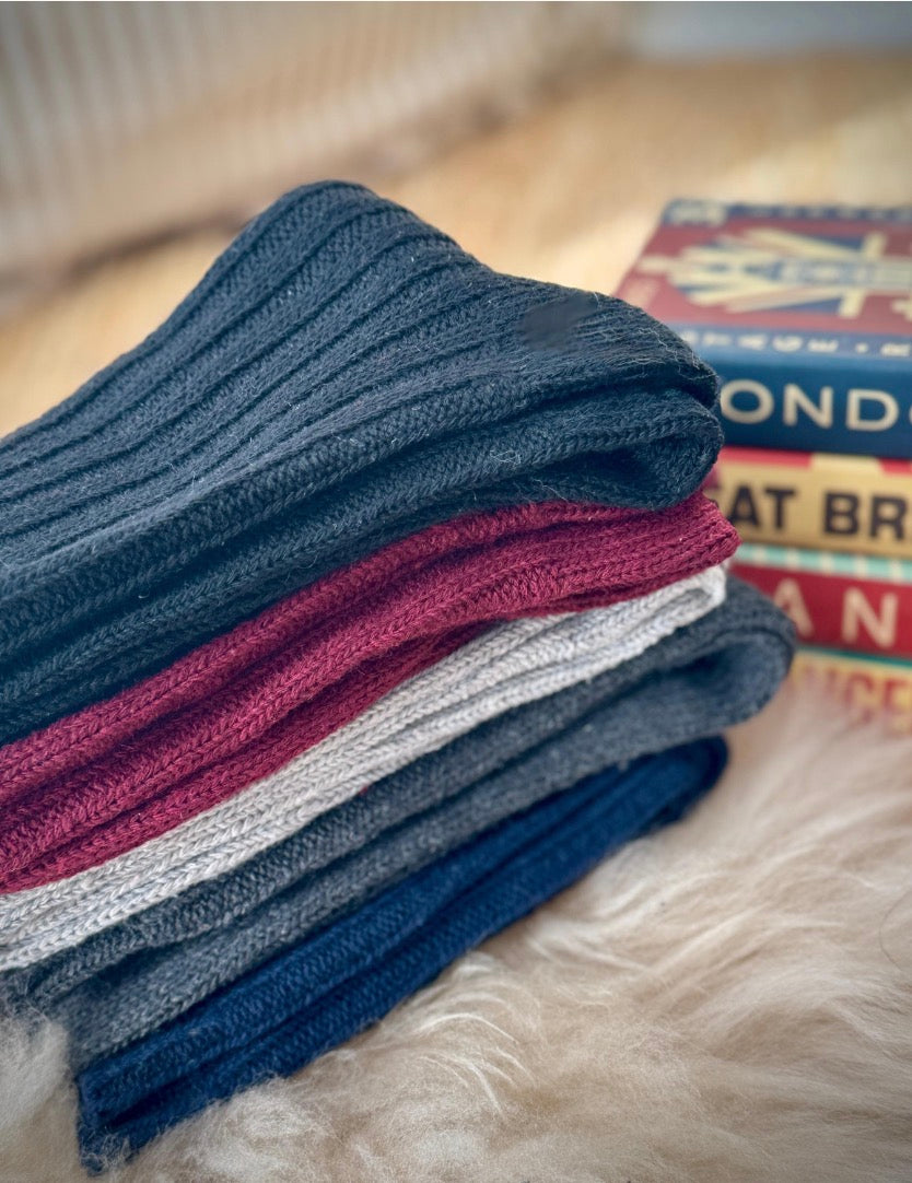 Follkee Merino Wool Socks for Women's and Men's, Perfect for Spring Hiking, Trekking, Great Gift Idea