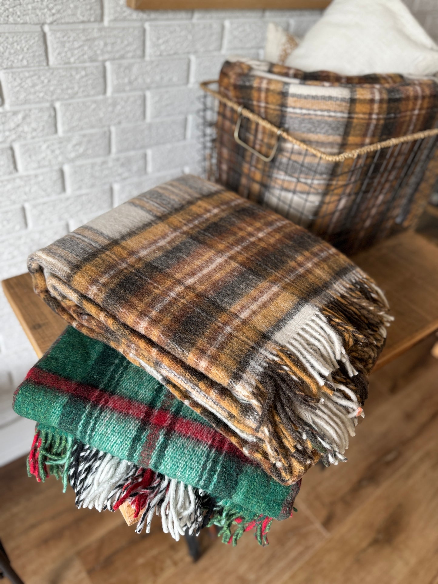 100% Merino Wool Lightweight Bed Blanket , Pure- Organic Merino Wool Earthy and Eco Friendly