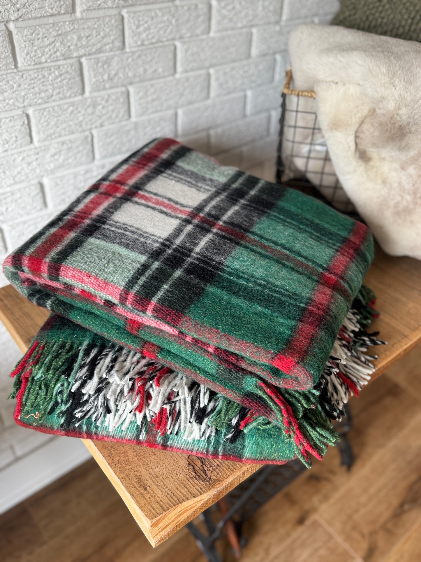 100% Merino Wool Lightweight Bed Blanket , Pure- Organic Merino Wool Earthy and Eco Friendly