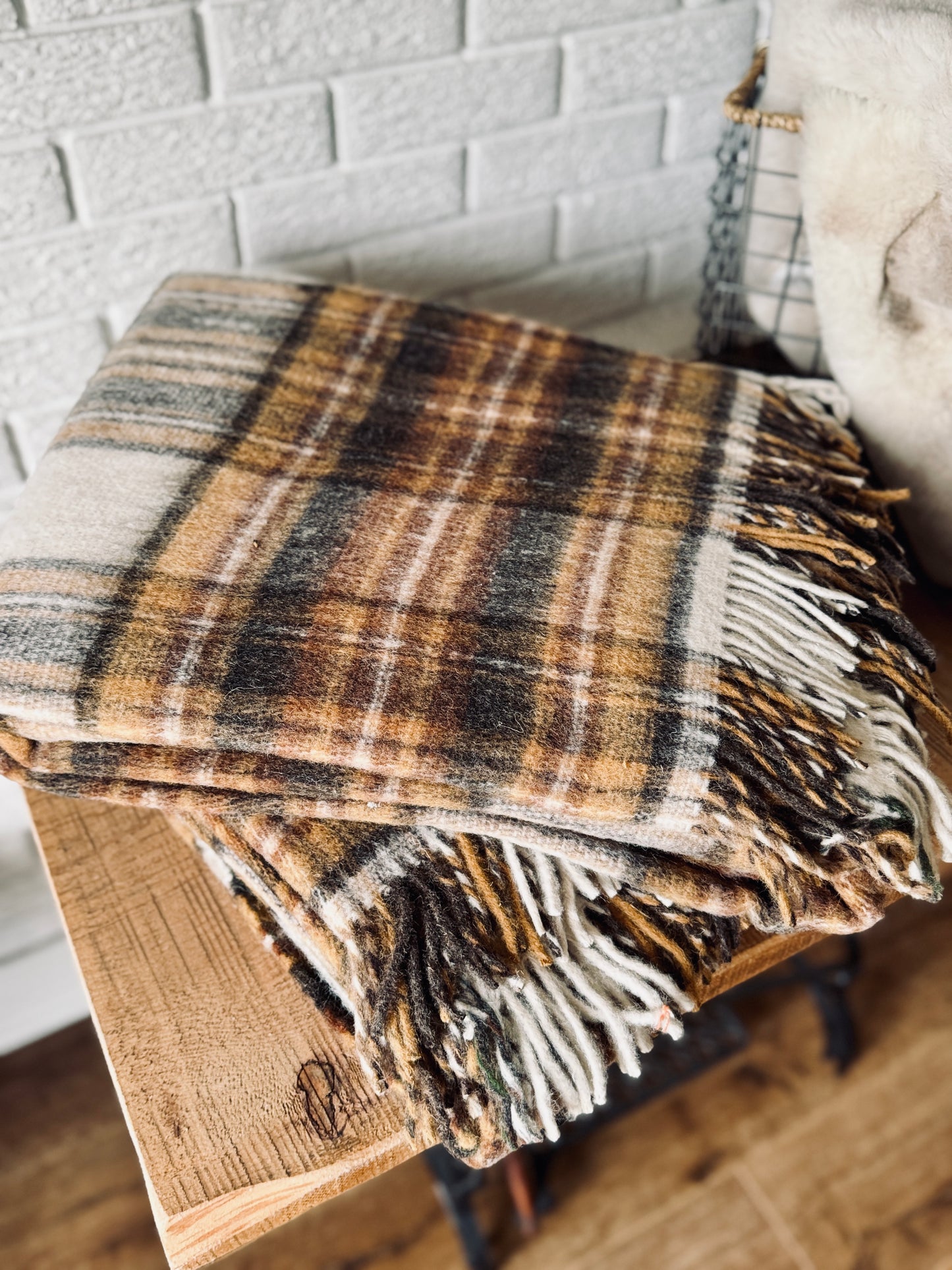 100% Merino Wool Lightweight Bed Blanket , Pure- Organic Merino Wool Earthy and Eco Friendly