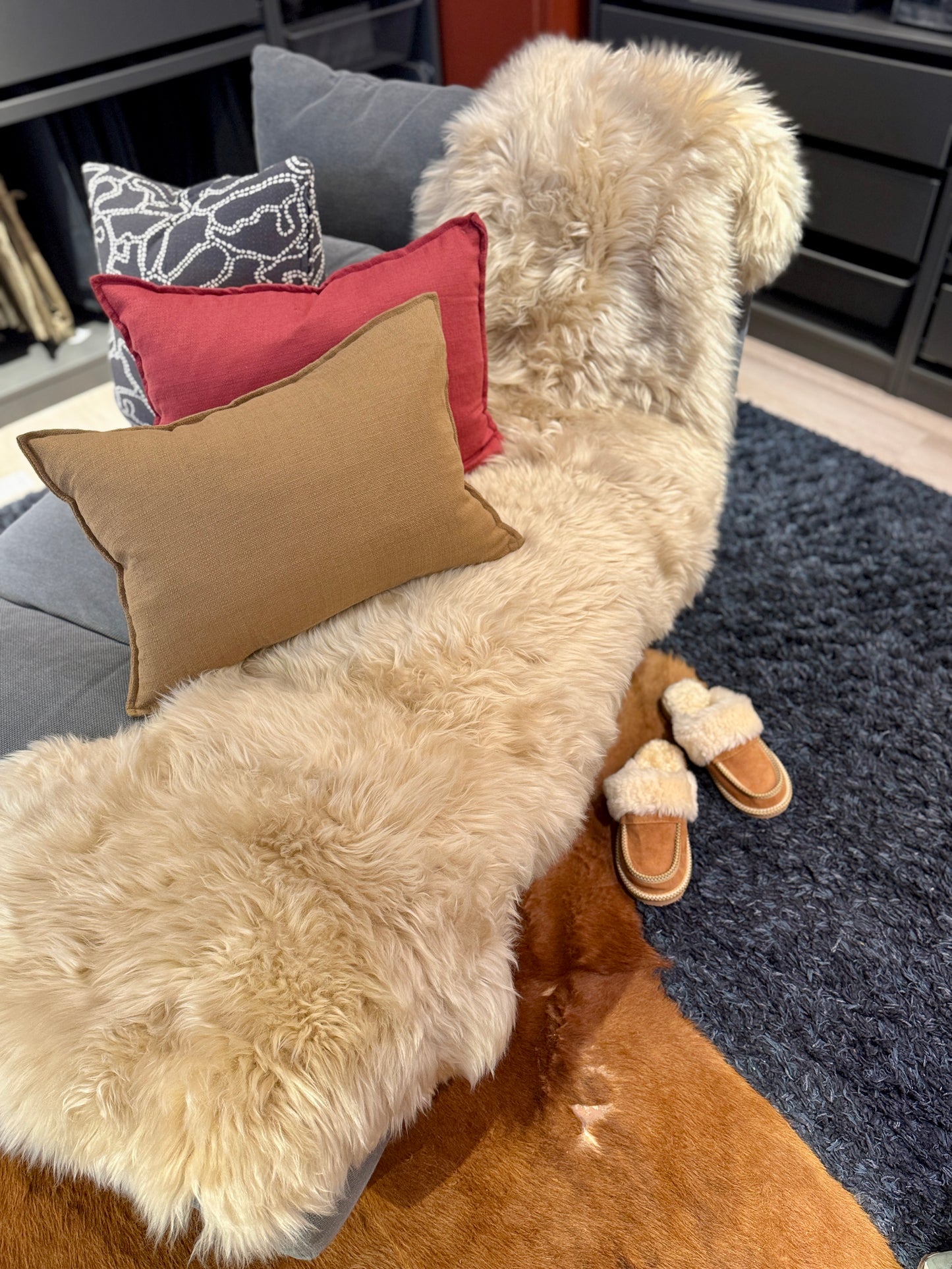 Two-Pelt Genuine Champagne Sheepskin Rug | Soft Real Sheep Skin Throw | Natural Wool | Eco-Friendly & Biodegradable | Follkee
