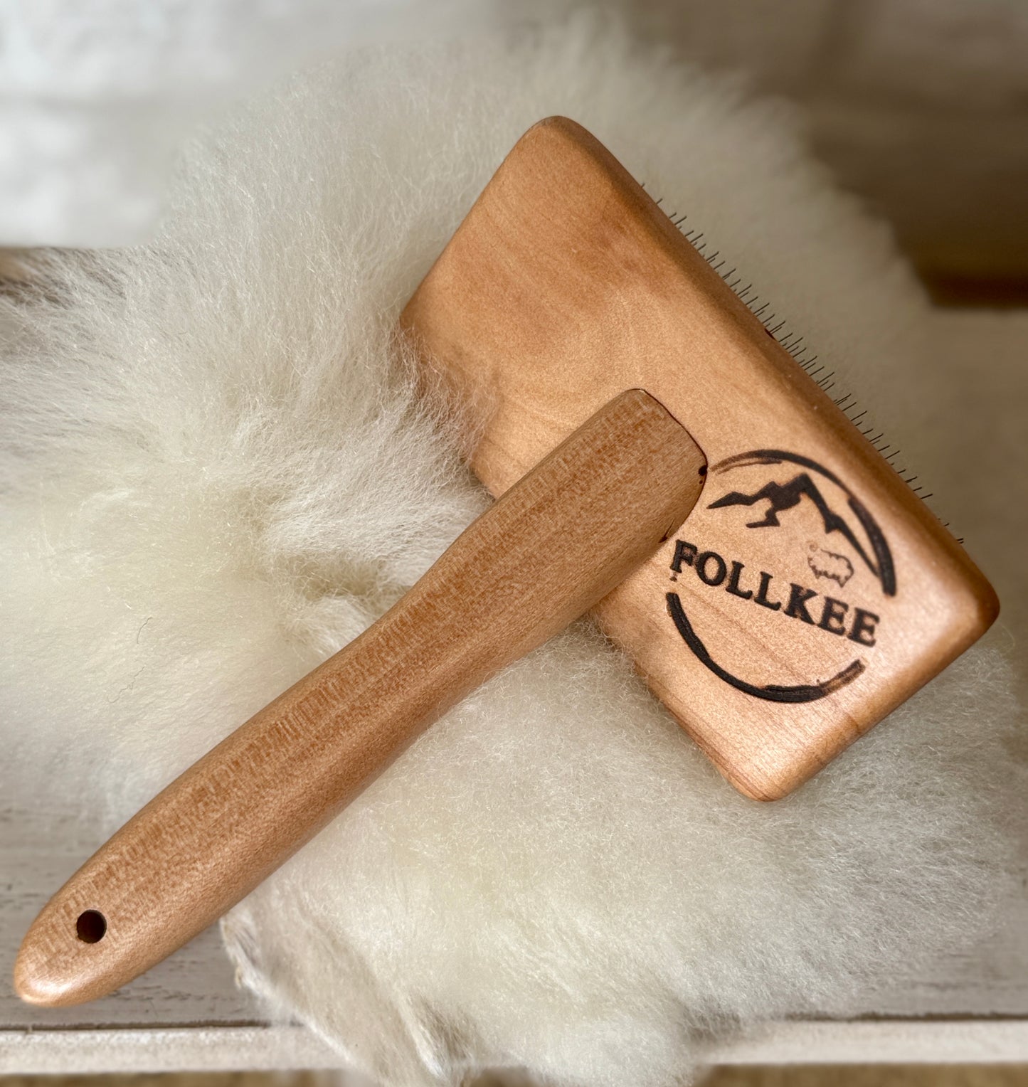 Follkee Wooden Sheepskin Brush