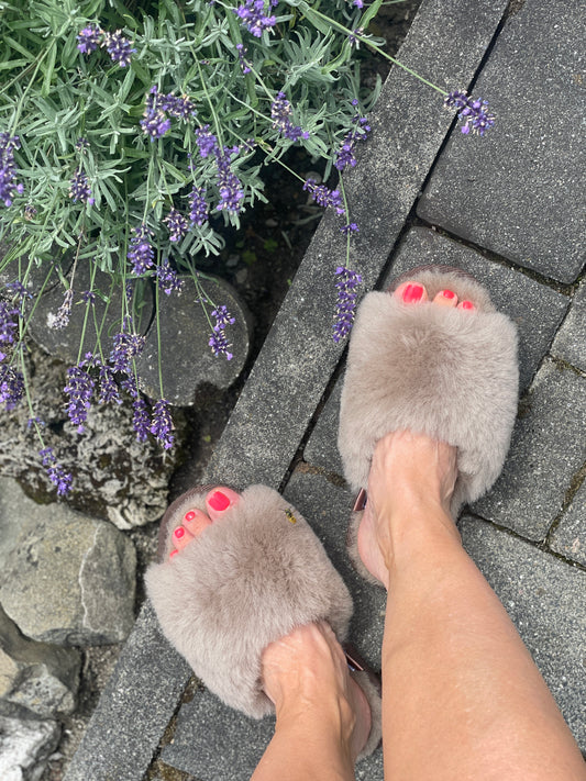 Follkee Women's Earthy Gray Slippers Fluffy Slip On 100% Wool Leather Sheep Skin Handcrafted Luxury