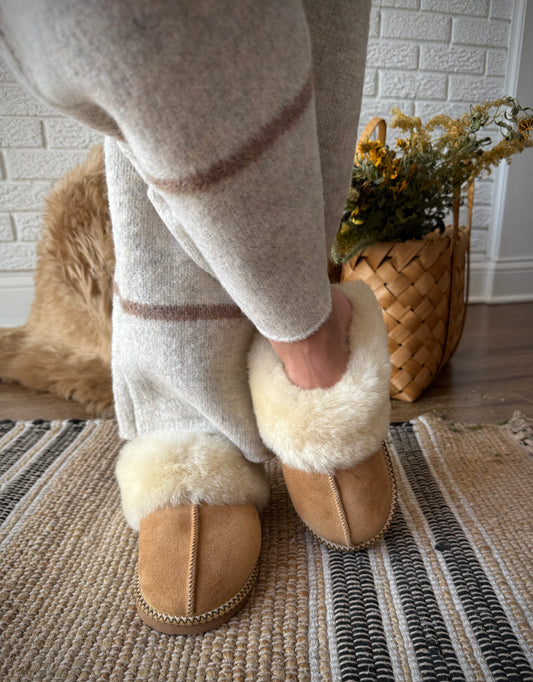Follkee Unisex Sheepskin Slippers-LOLA from NEW Collection Handcrafted | Sustainable | Ultra-Light Slippers, House Shoes, Wool Slippers