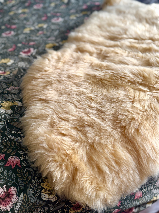 Nursery Sheepskin| Medical Natural Healthy Relugan Sheepskin Throw| Baby Throw| ECO-PACKING Sheepskin Fur| Bed pad