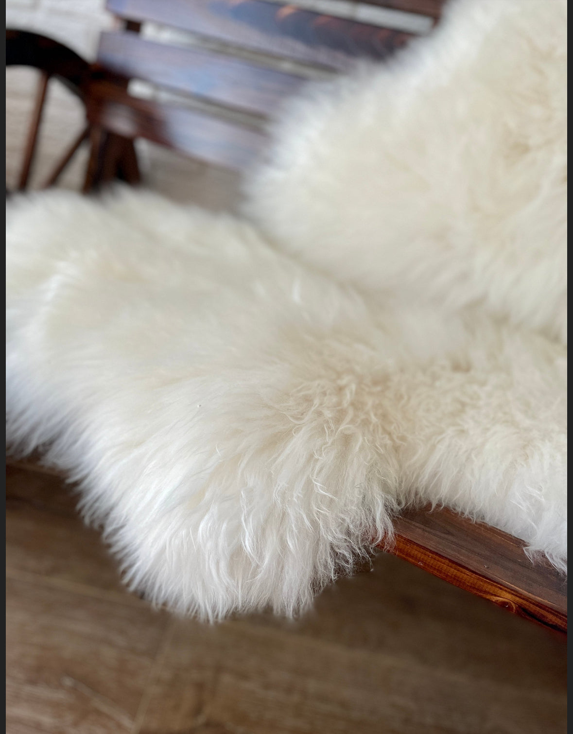 Follkee Beautiful White newest Iceland SHEEPSKIN rug