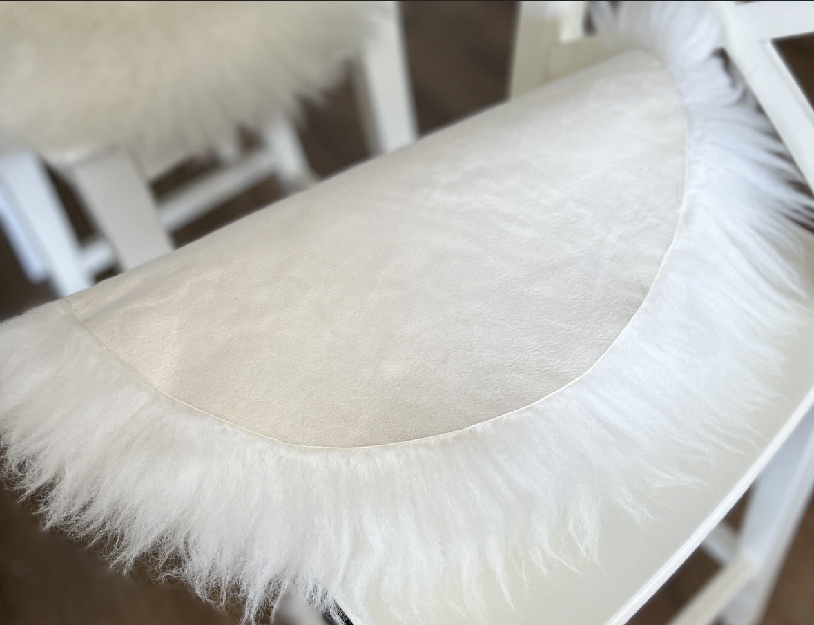 Follkee Beautiful White Iceland SHEEPSKIN hot rug