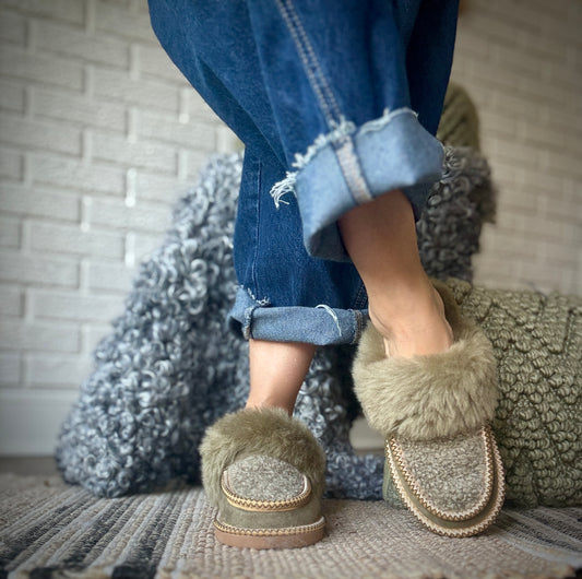 Sheepskin Merino Wool Slippers Men and Women House Shoes Slip On Slippers handmade comfort for winter - BETTI RUNO