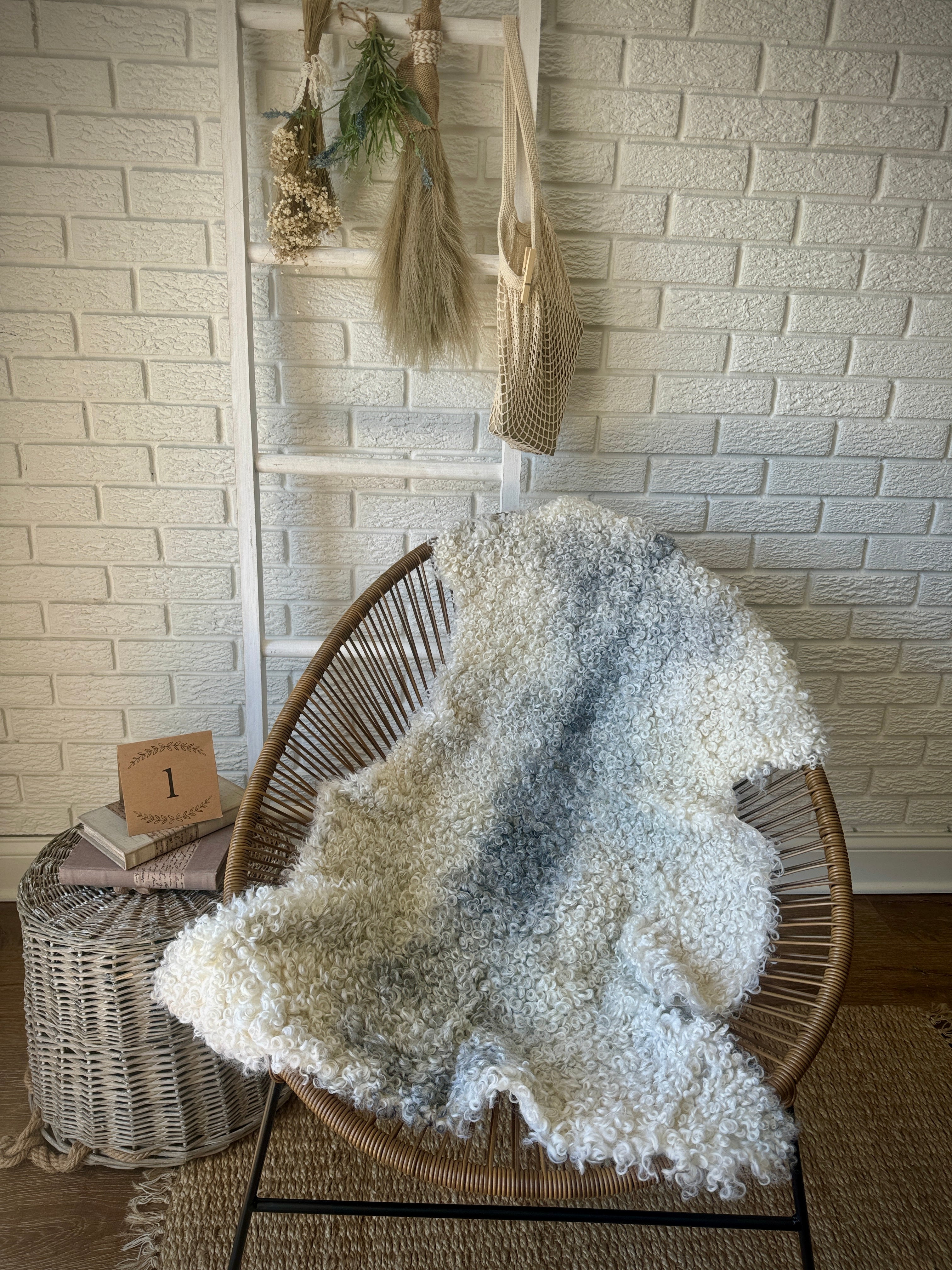 Authentic online Gotland Sheepskin Rug