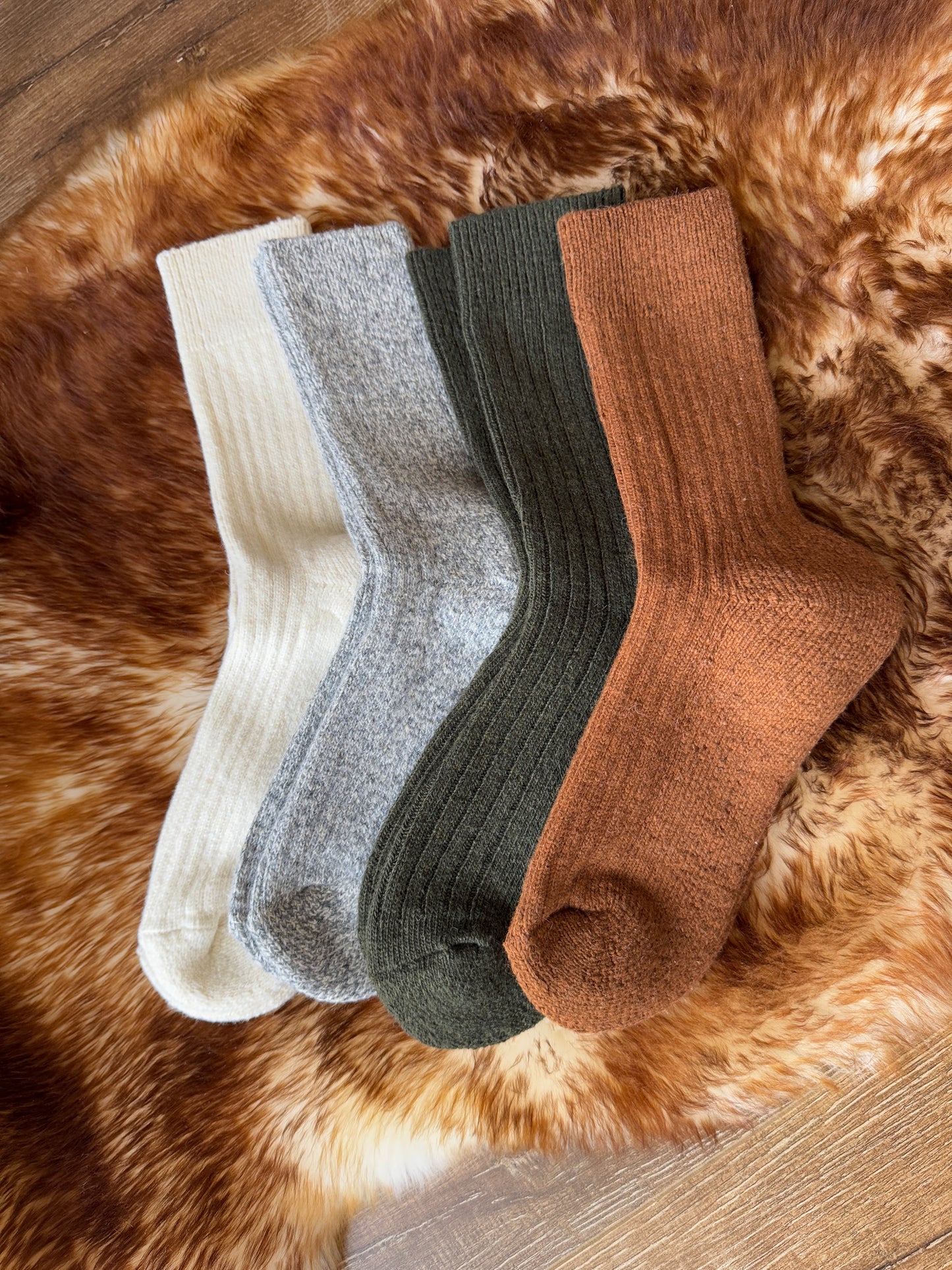 Follkee Merino Wool Socks for Women and Men – Ultra Soft, Medium Thick, Great Gift