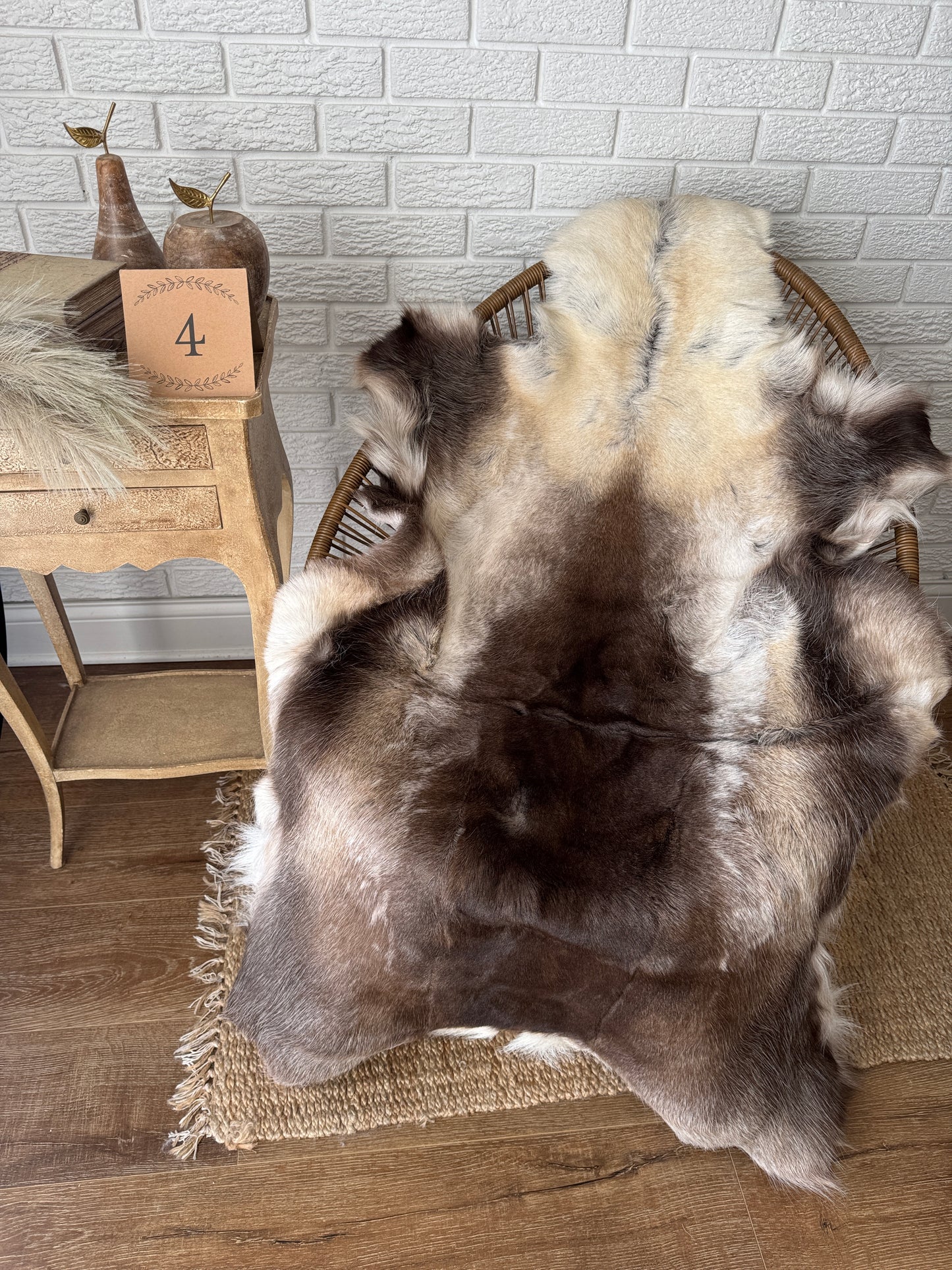 Authentic Reindeer Hide – Luxuriously Large with Natural Dark Markings | Natural Rug REN