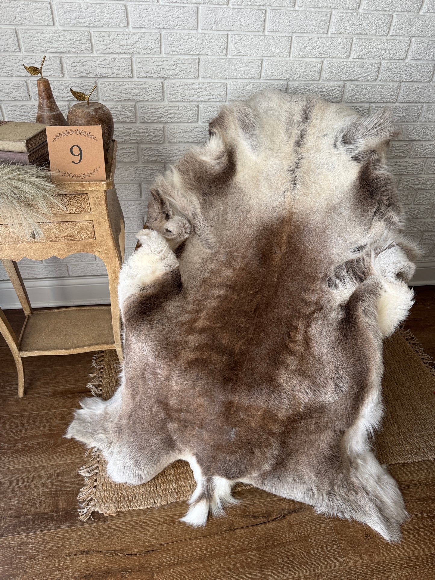 Authentic Reindeer Hide – Luxuriously Large with Natural Dark Markings | Natural Rug REN