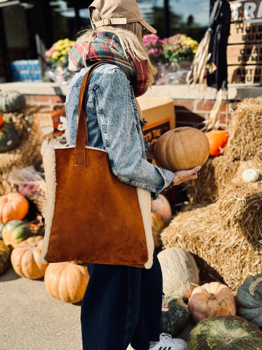 Nati Shoppers Bag – Handmade Sheepskin Tote, Market Bag, Eco-Friendly, Gift for Her