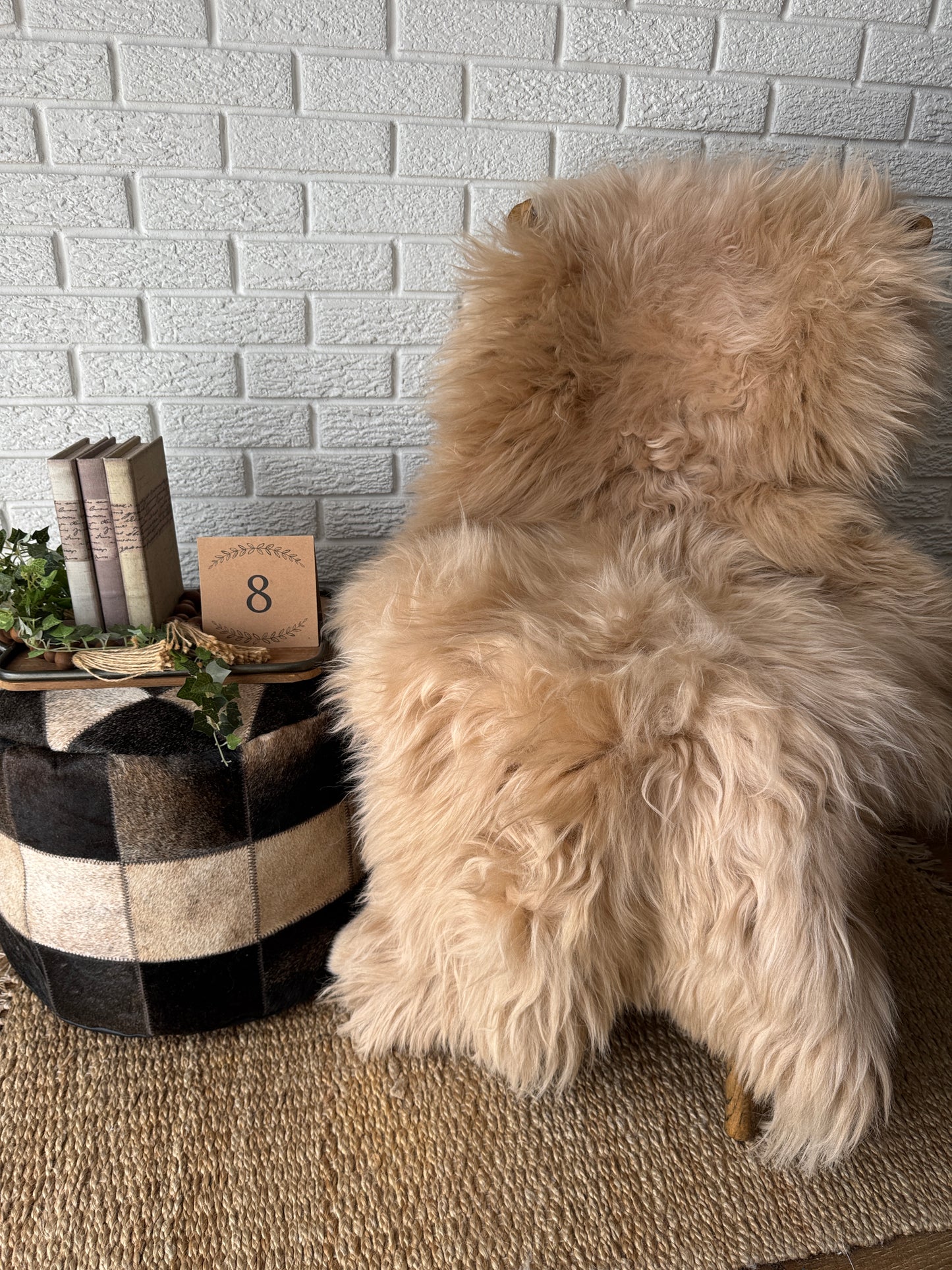 Long‑Hair Genuine Sheepskin Rug – One‑of‑a‑Kind Decorative Hide CAR-LG